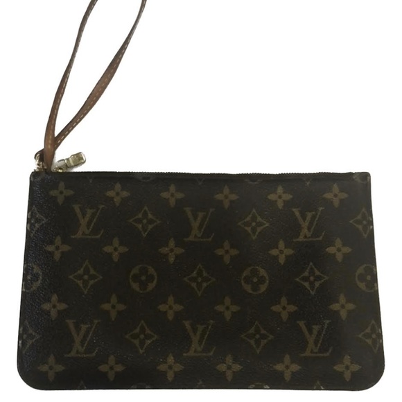 LV Louis Vuitton wristlet - Picture 1 of 11